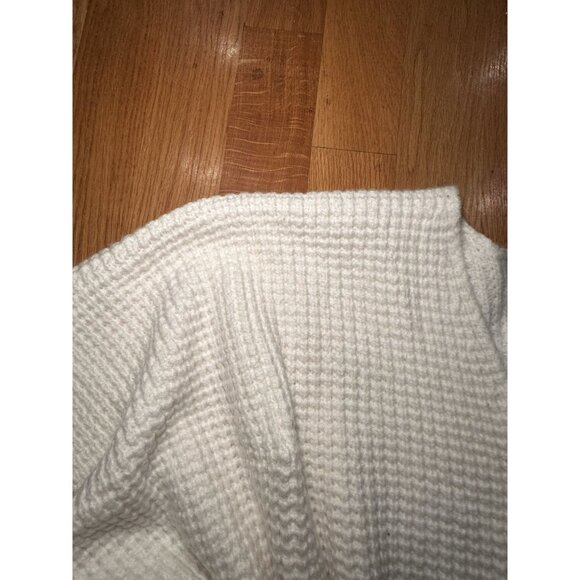 Cupcakes and Cashmere Poncho One Size - Picture 3 of 8